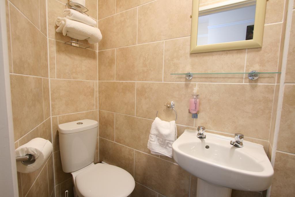 Central Hotel Cheltenham By Roomsbooked Luaran gambar