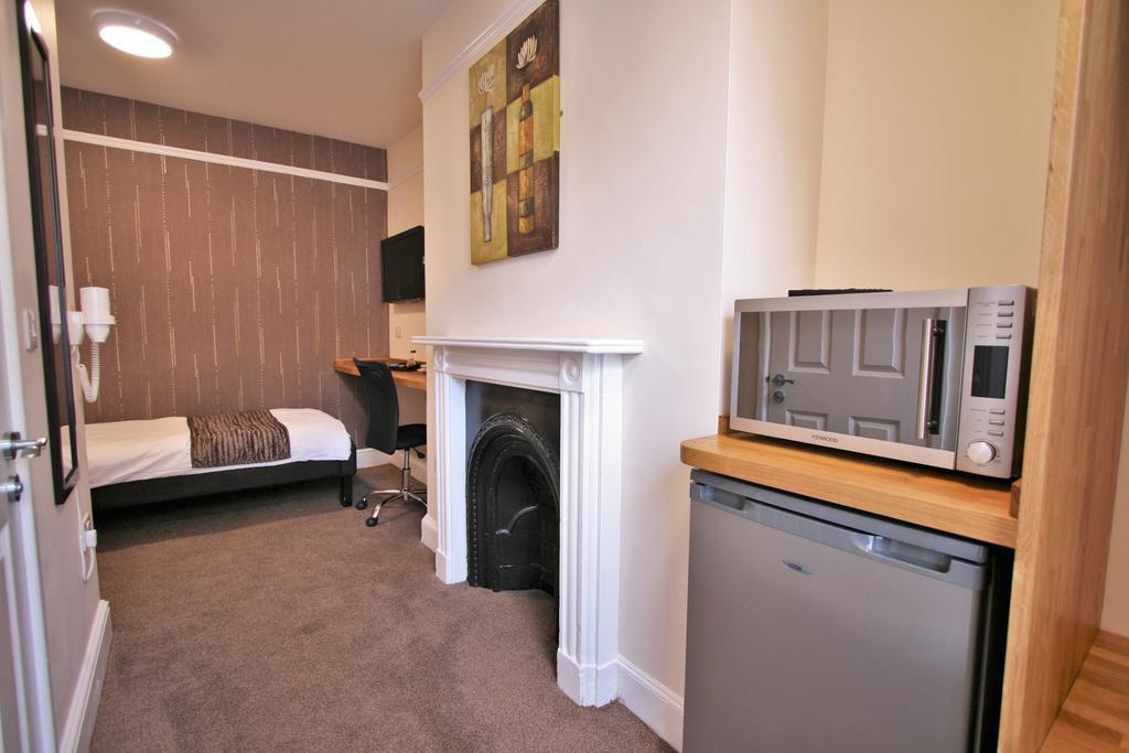 Central Hotel Cheltenham By Roomsbooked Luaran gambar